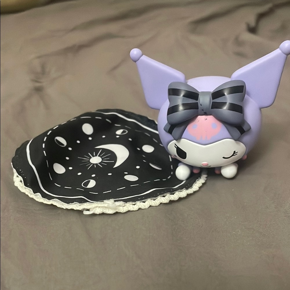 Kuromi witch figurine with carpet